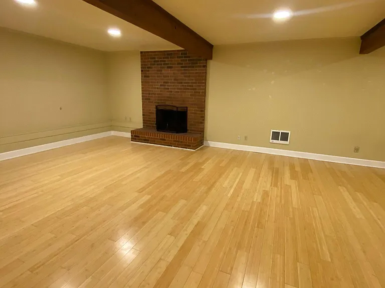 1427 SW 66th Ave — Photo 30