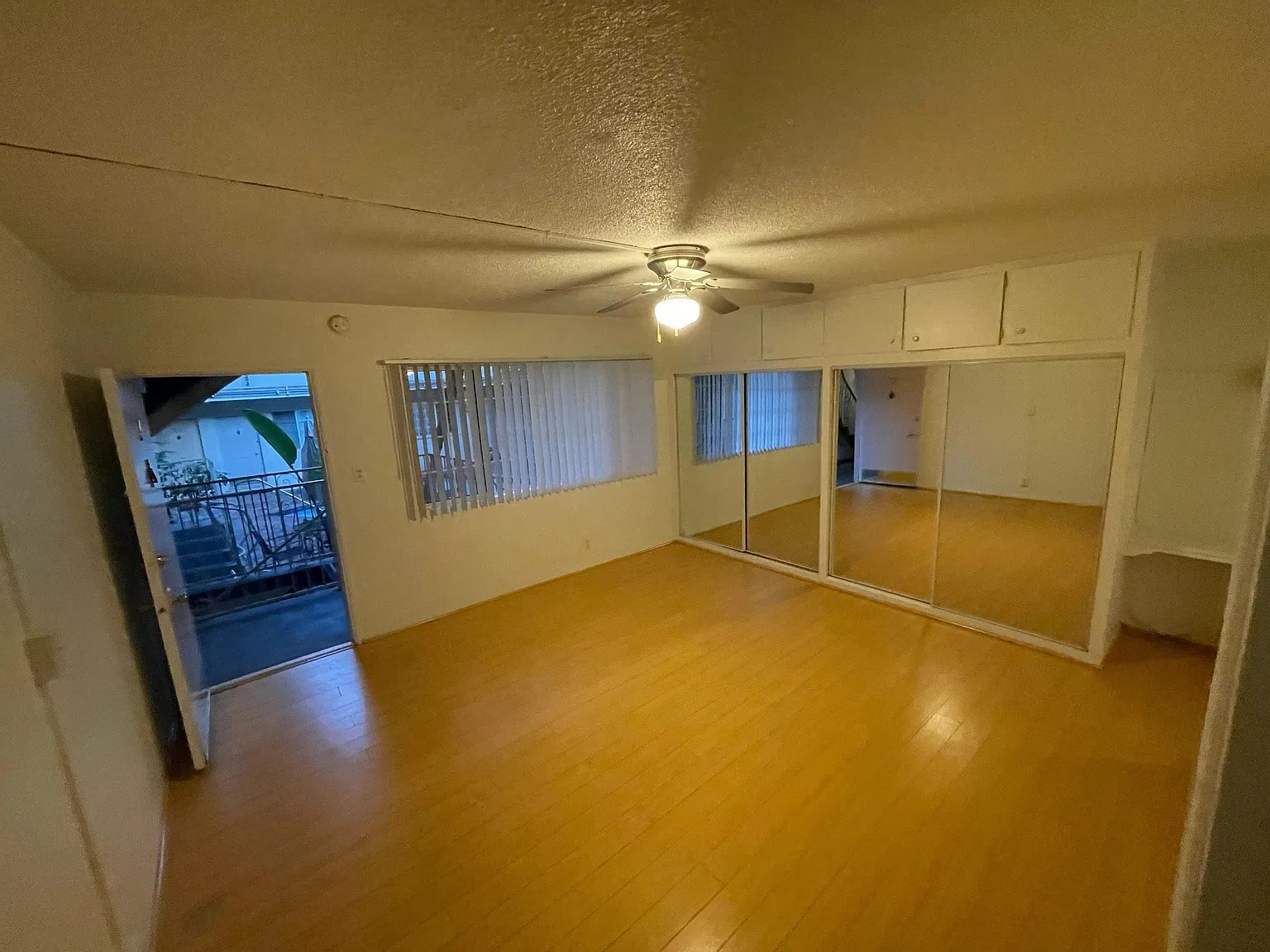 Studio, $1,350 — Photo 1