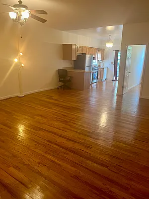 Rented by Alexander Bilu, LREB | media 1