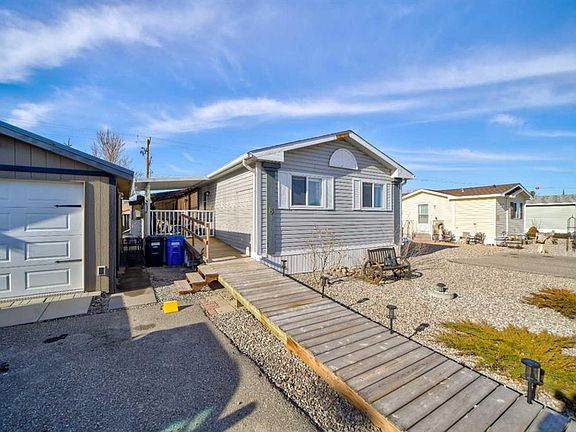 2nd image of 8 Palomino Rd