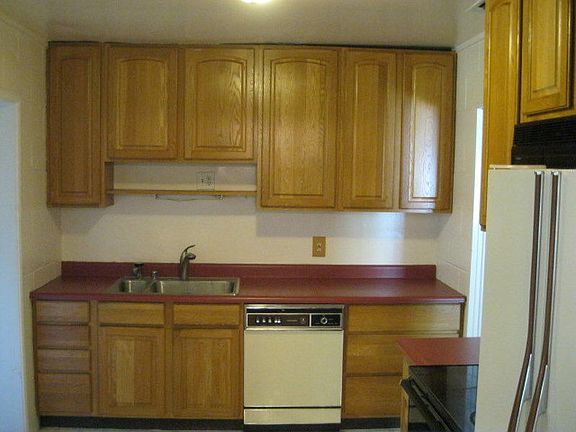 3rd image of 5507 Esmeralda St