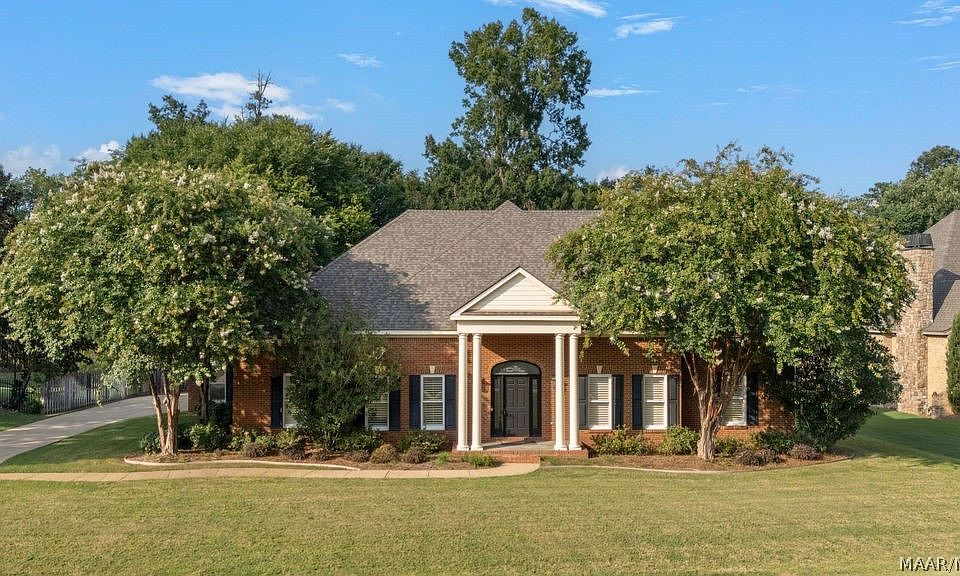 1st image of 8416 Marsh Pointe Dr