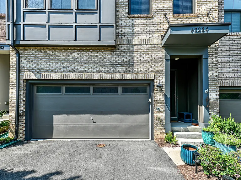 42284 Crawford Ter — Photo 37