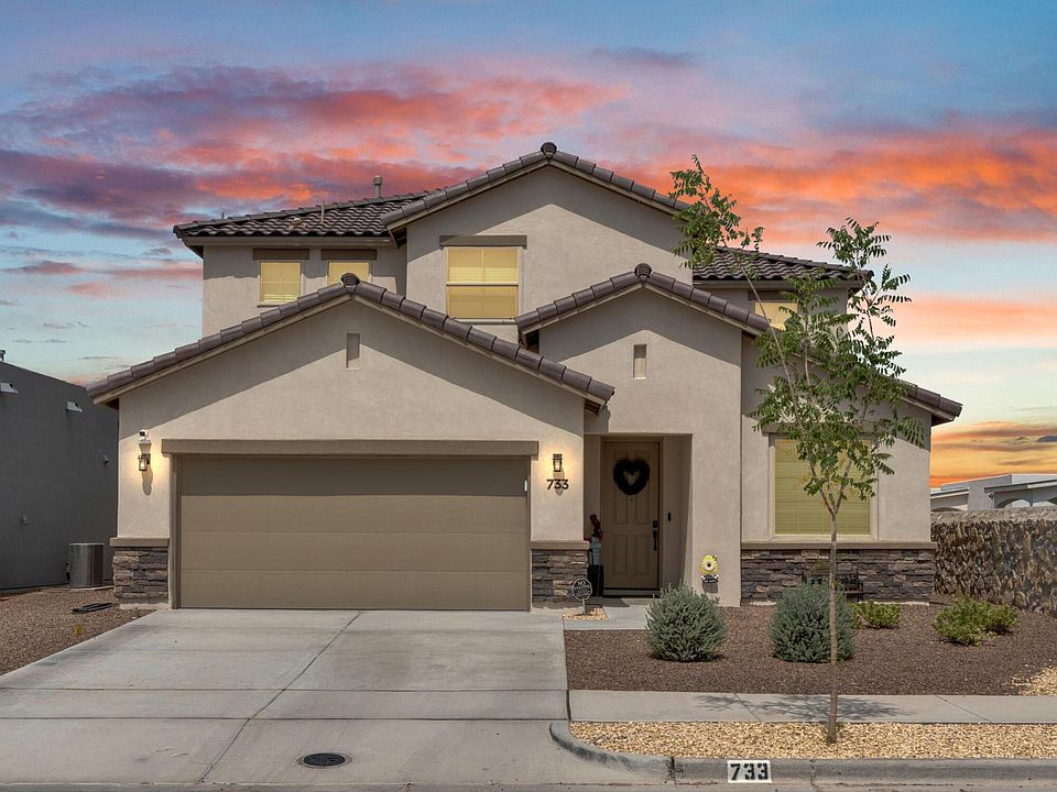 1st image of 733 Paseo Clasico St
