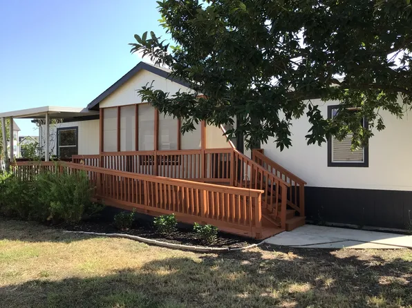 257 Cactus Wren Loop #217, New Braunfels, TX 78130