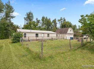 2975 W 136th St, Grant, MI 49327