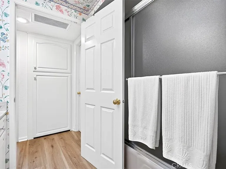 859 N Ronda Mendoza #N — Photo 21