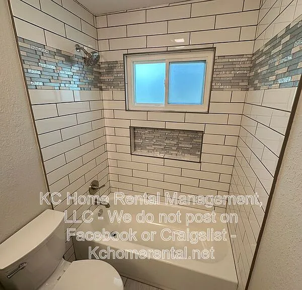 5012 Powell Ave — Photo 14