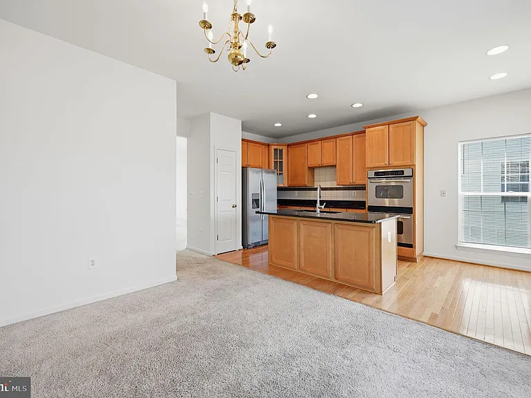 110 Chesterbrook Ct — Photo 6