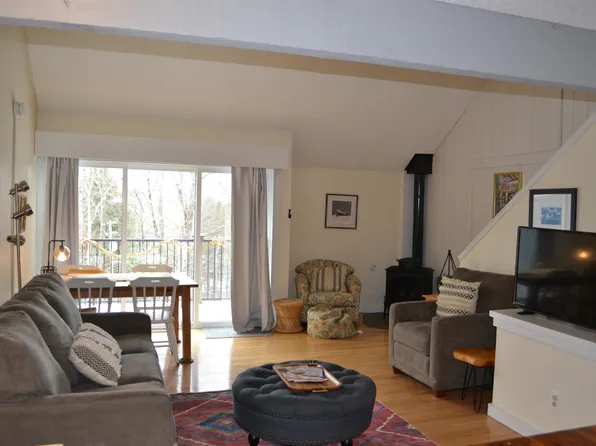 105 Williams Lane #C, Hartford, VT 05059