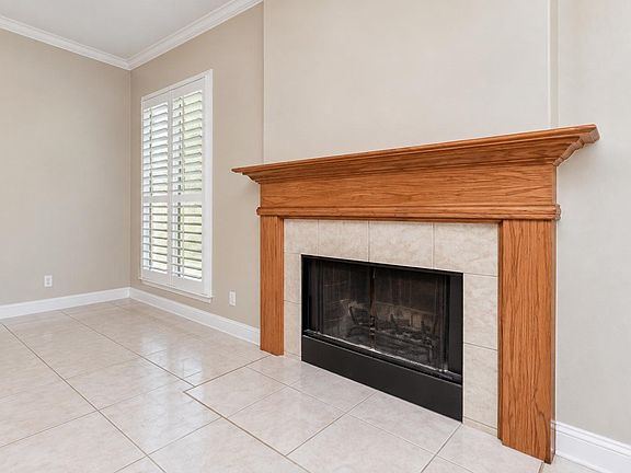 3rd image of 222 High Meadows Dr