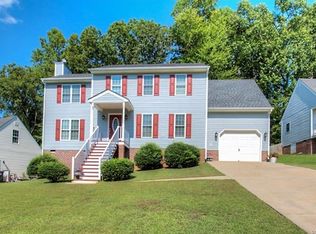 6025 Cameron Bridge Dr, Midlothian, VA 23112