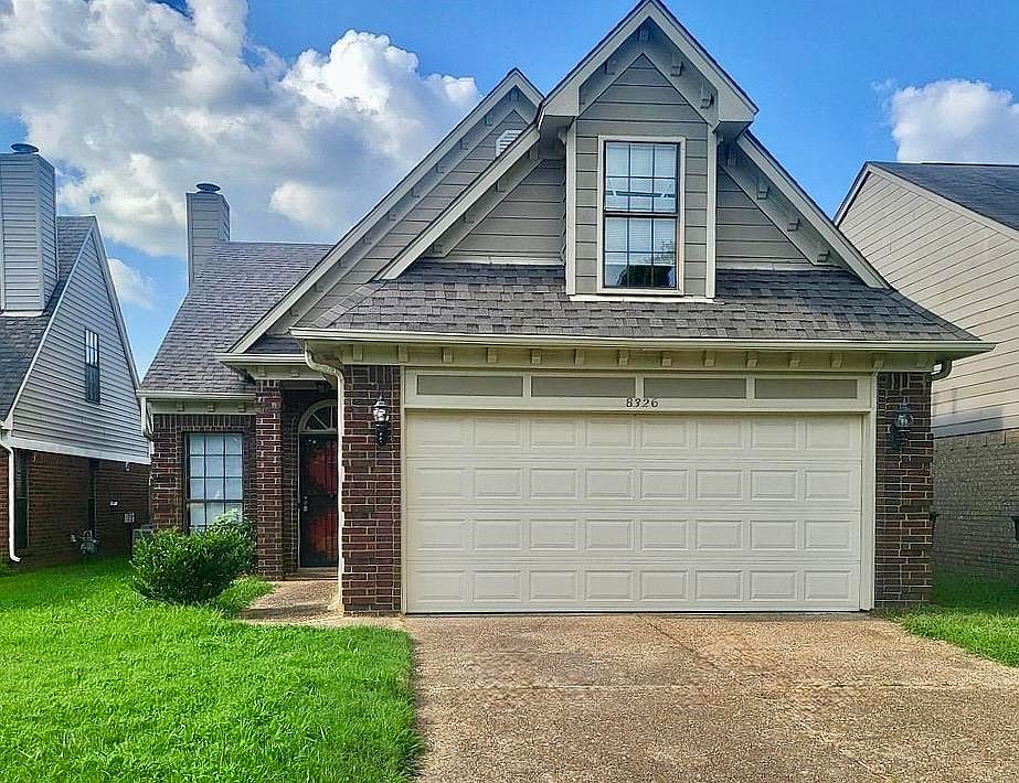1st image of 8326 Twin Rivers Dr