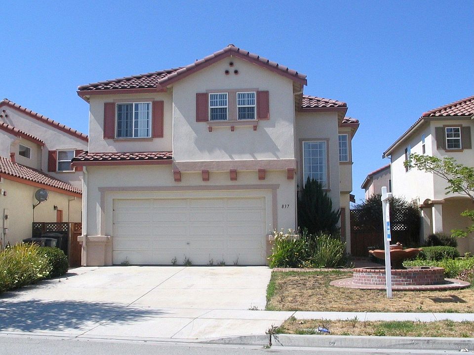 837 Peaceful Cove Wy