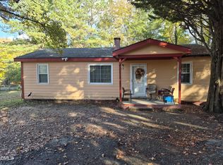 318 Blalock St, Holly Springs, NC 27540