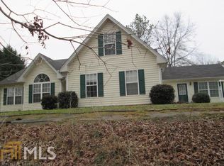 25 Crooked Creek Dr, Covington, GA 30016