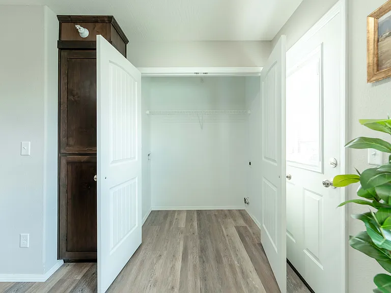 Oakwood Heights Townhomes — Photo 53