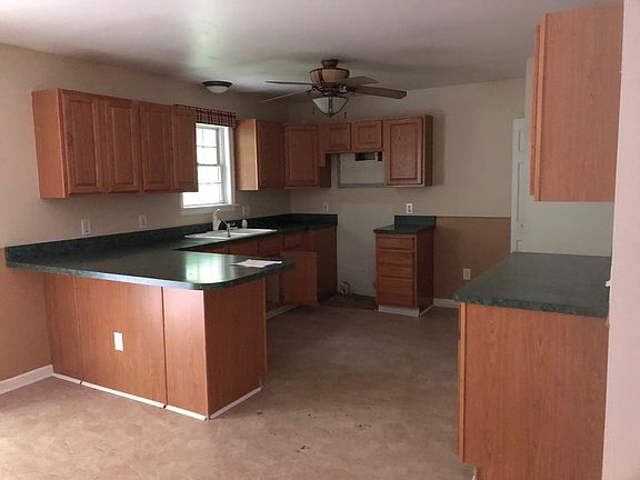 2nd image of 24 Bumblebee Ln