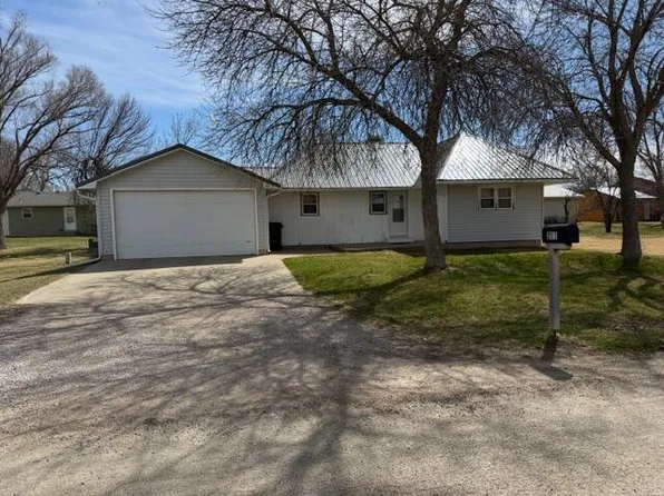 211 Cottonwood Ln, Fort Pierre, SD 57532