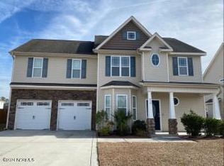 830 Solomon Dr, Jacksonville, NC 28546