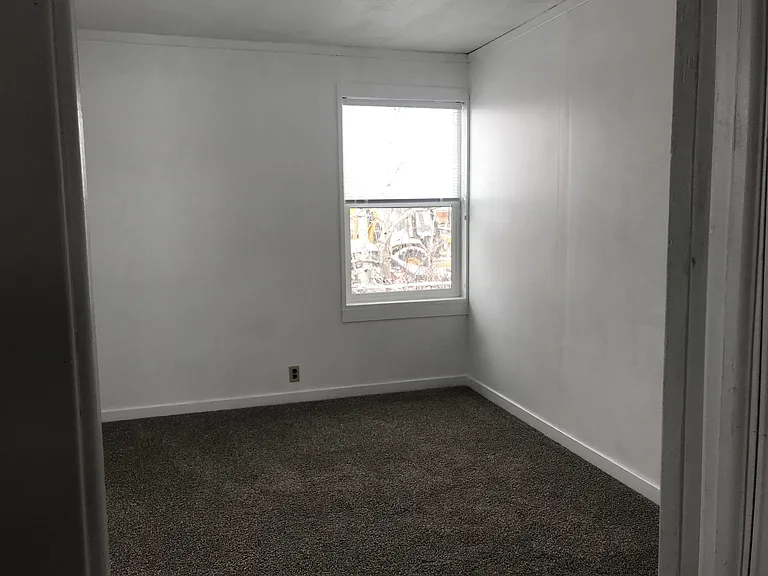 216 N Noble St — Photo 10