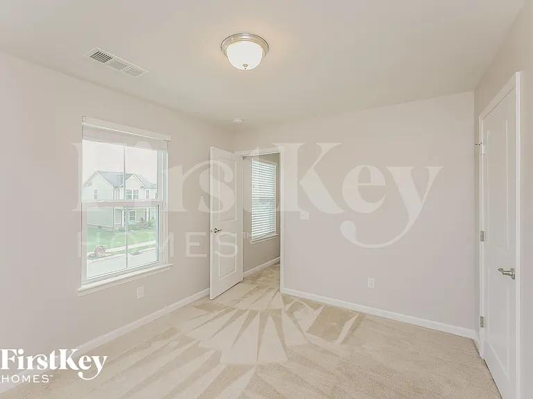 102 Shanache Dr — Photo 13