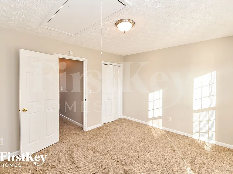 74 Mattie Ln — Photo 8