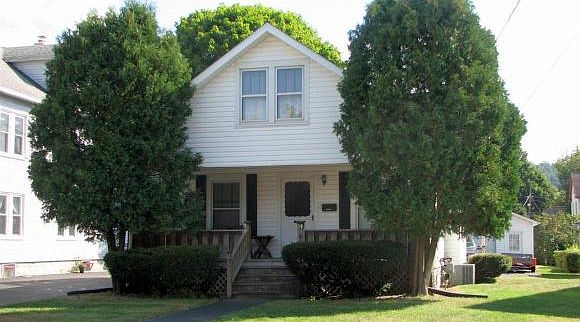 1st image of 24 Franklin Ave