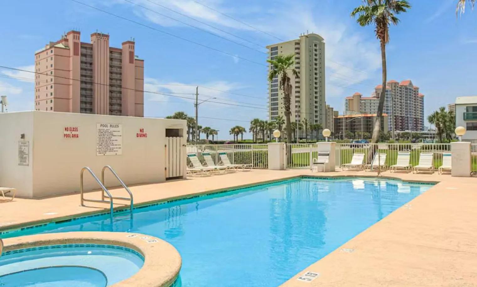 1 bed, 1.0 bath, 613 sqft, $2,470 — Photo 2