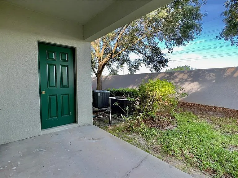 10946 Savannah Wood Dr #147 — Photo 5