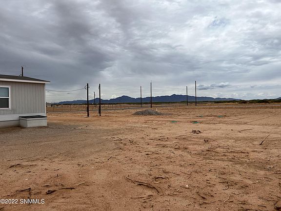 4th image of 1329 Arasian Desert Dr