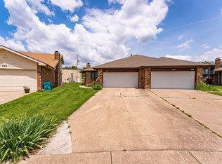 607 E Redwood St #609, Springfield, MO 65807
