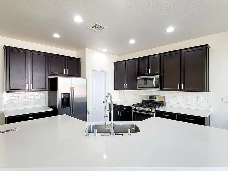 8518 Genesee Ct — Photo 8