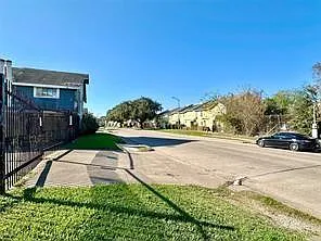 8405 Wilcrest Dr #2902 — Photo 10