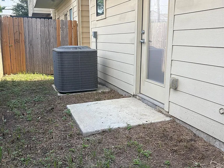 5313 Petty St — Photo 8