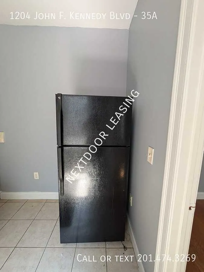 1204 John F. Kennedy Blvd — Photo 4