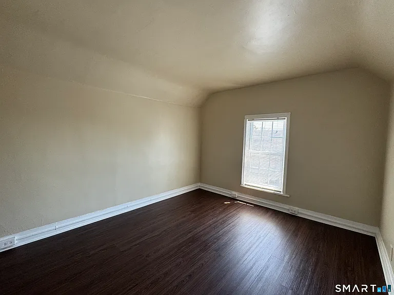 184 Pacific St — Photo 11