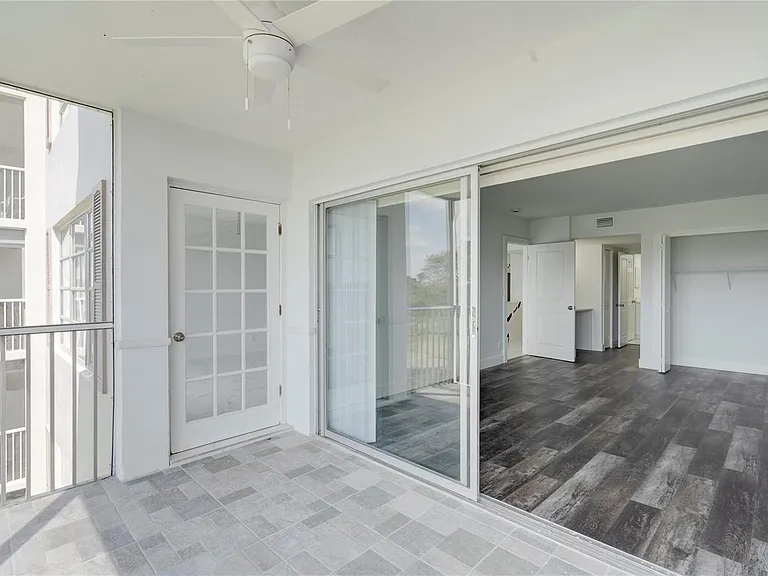 3050 N Palm Aire Dr #505 — Photo 30