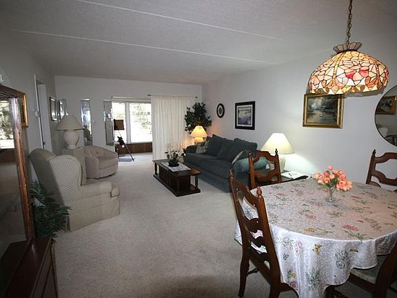 3rd image of 1020 De Leon Dr #301