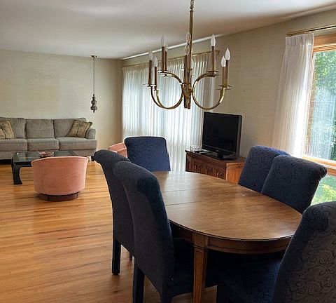 4th image of 23 Foxcroft Ln