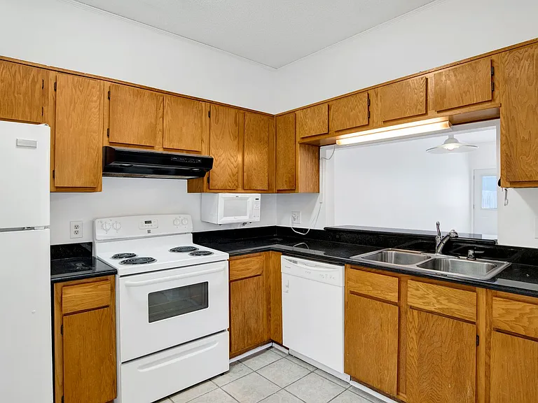 601 E Burgess Rd #K11 — Photo 7