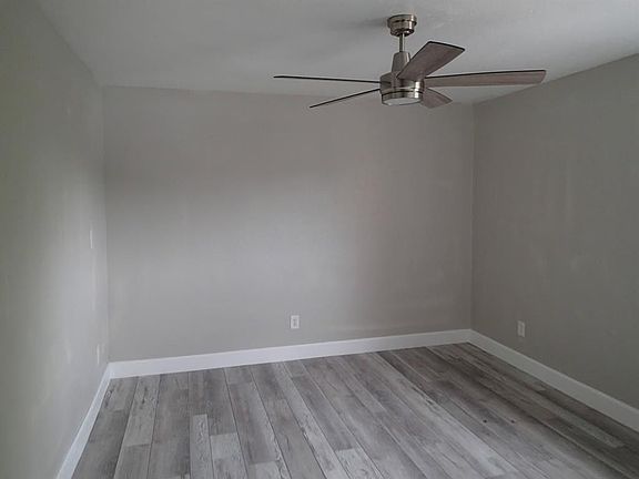 5th image of 11411 Harwin Dr APT 8