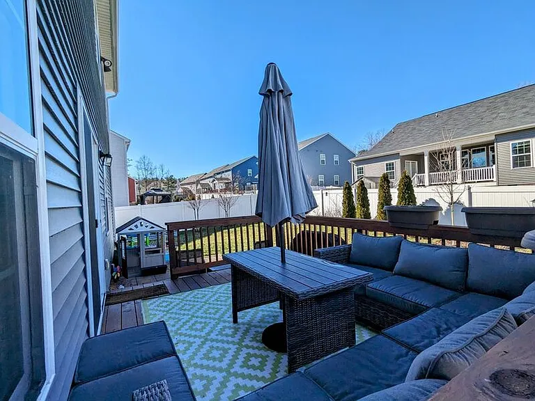 3836 Knighton Cir — Photo 46