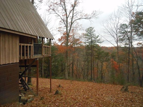 3rd image of 21 Pheasant Ln