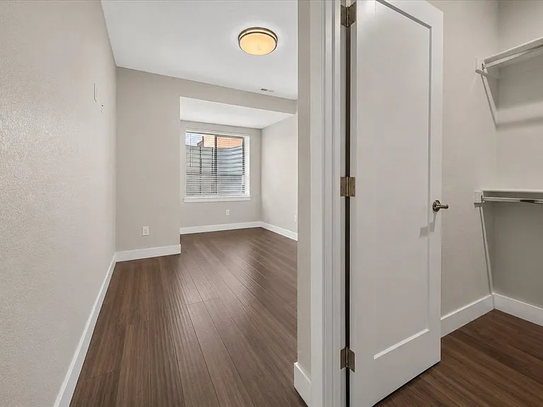 1407 Rogers Ct — Photo 39