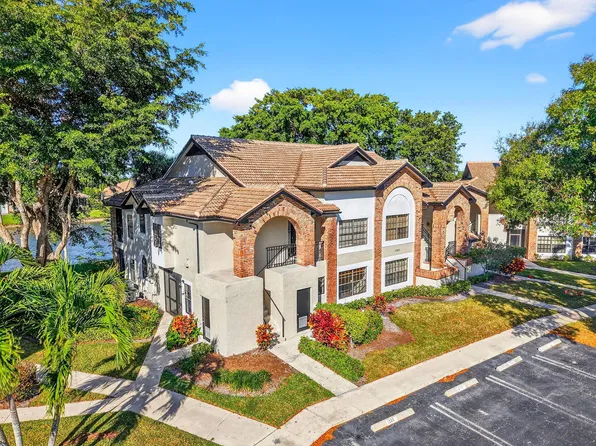 8065 Aberdeen Drive #101, Boynton Beach, FL 33472