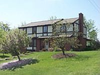 2nd image of 517 Woodland Rd