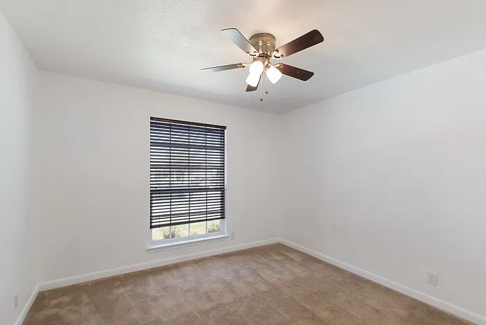 758 Great Oaks Dr — Photo 17
