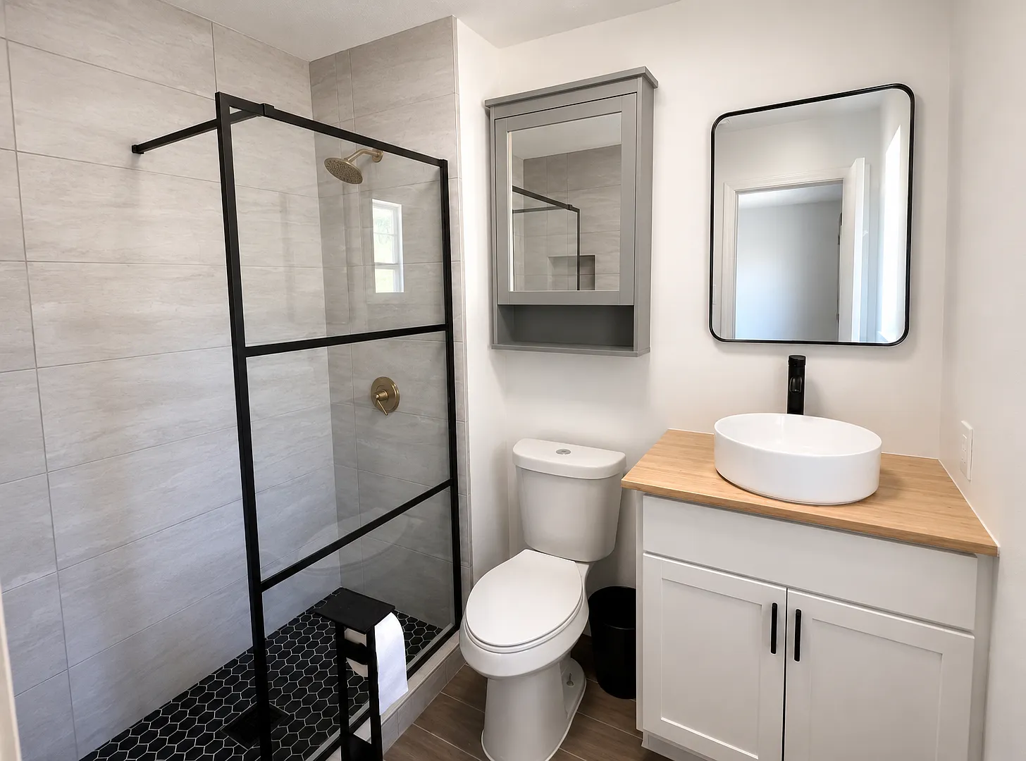 2 bed, 1348 sqft, $2,550 — Photo 3