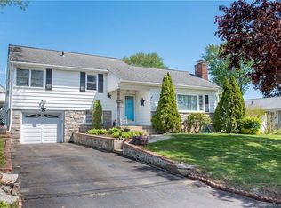 170 Hollywood Ave, Stratford, CT 06614